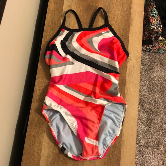 Nike Women’s Swim Suit - Picture 5 of 5